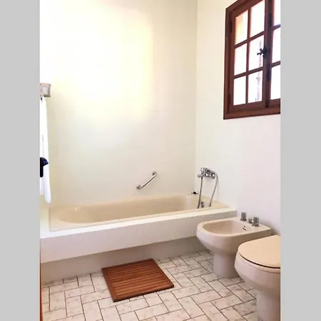 Holiday home Casa Fenteiras