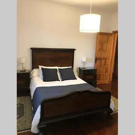 Casa Fenteiras * 칸가스데모라조